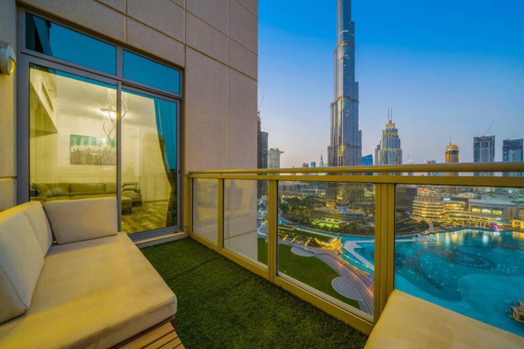 Spectacular Burj & Fountain View - Luxurious 3 Bedrooms & Maids Room - The Residences Dubai Exterior foto